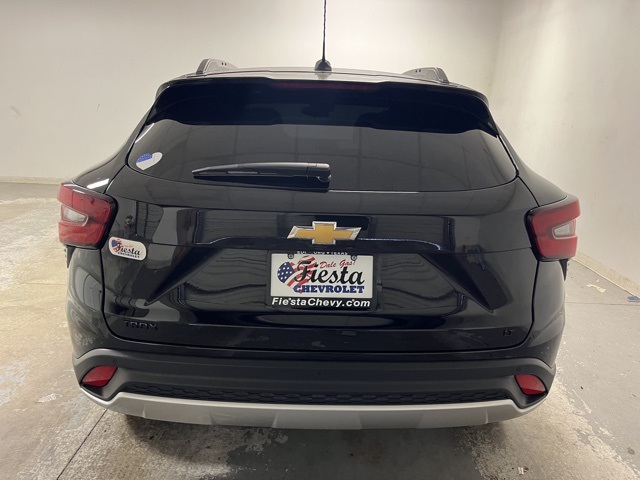 2025 Chevrolet Trax LT photo 11