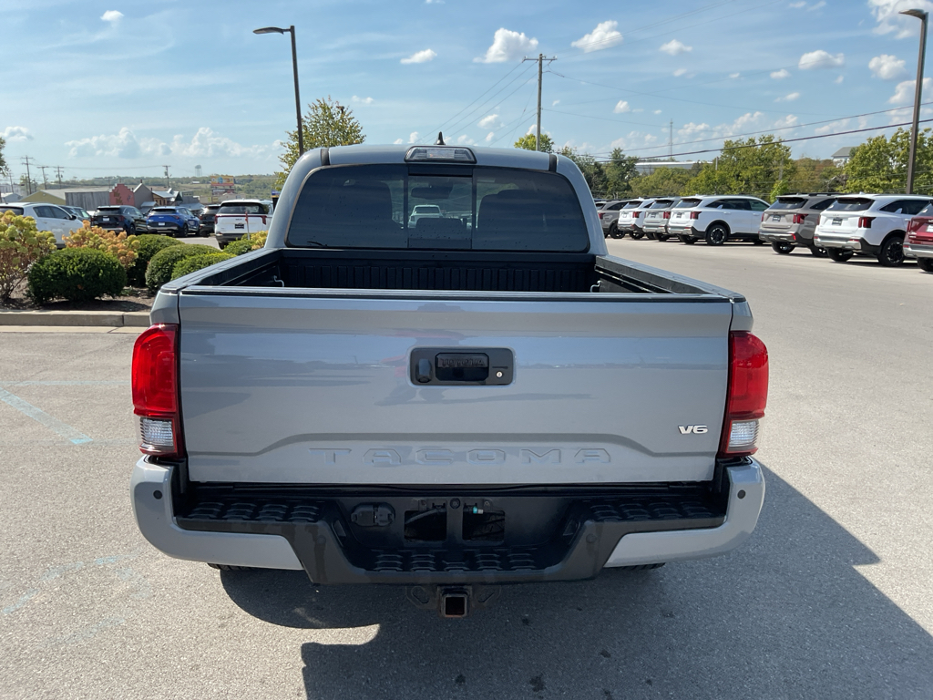 2018 Toyota Tacoma TRD Sport 4x4 Double Cab photo 4