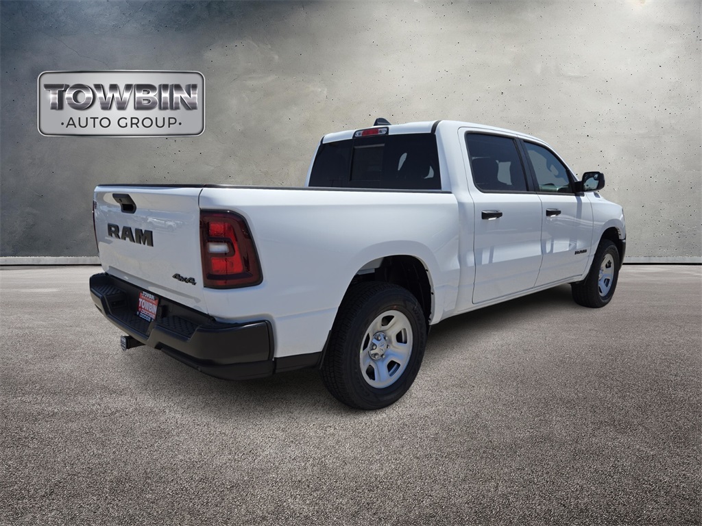 2025 Ram 1500 Tradesman photo 3