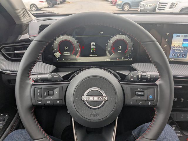 2025 Nissan Kicks SR photo 15