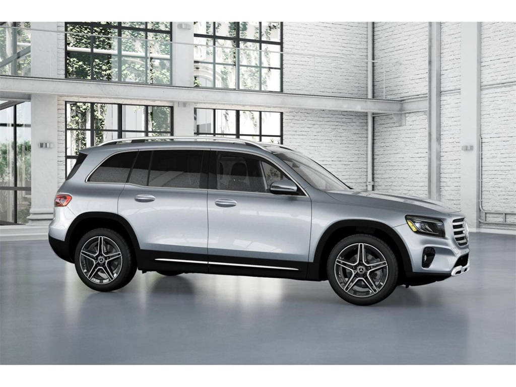 2026 Mercedes Benz GLB 250 photo 14