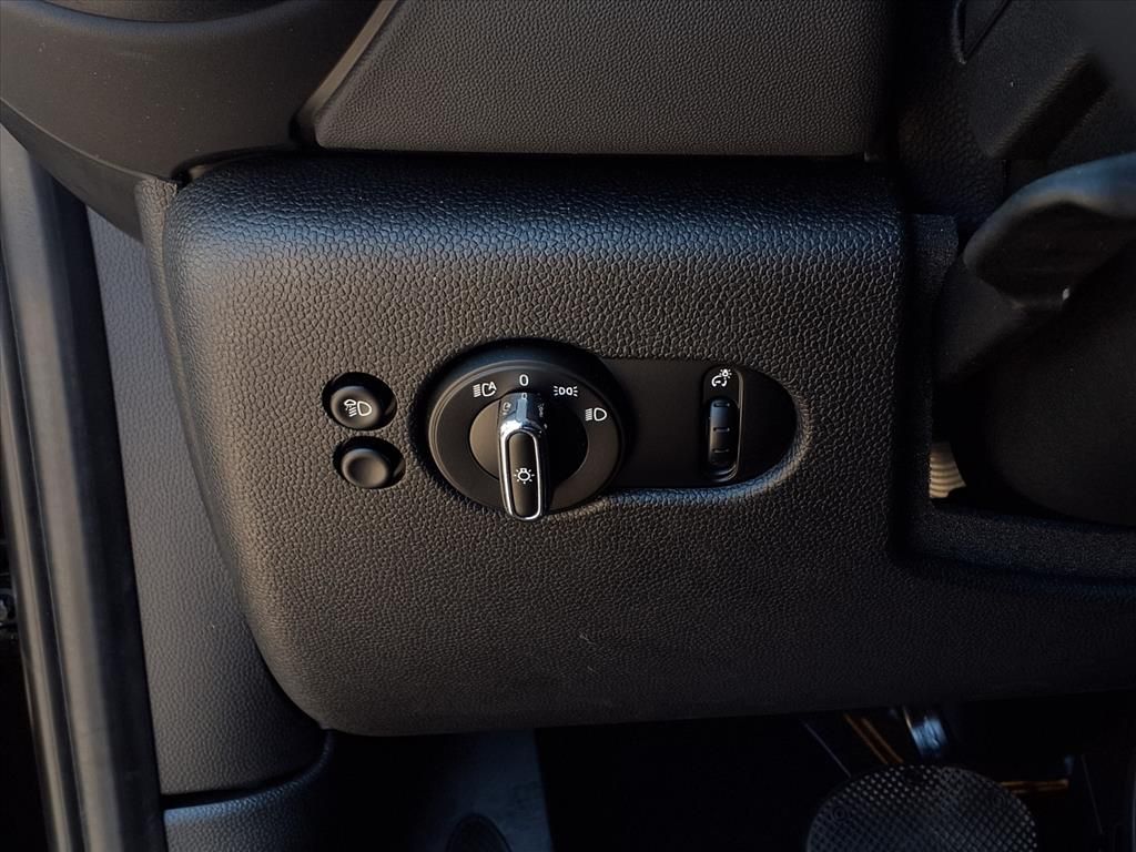 2023 Mini Cooper 2 Door Hardtop S photo 13