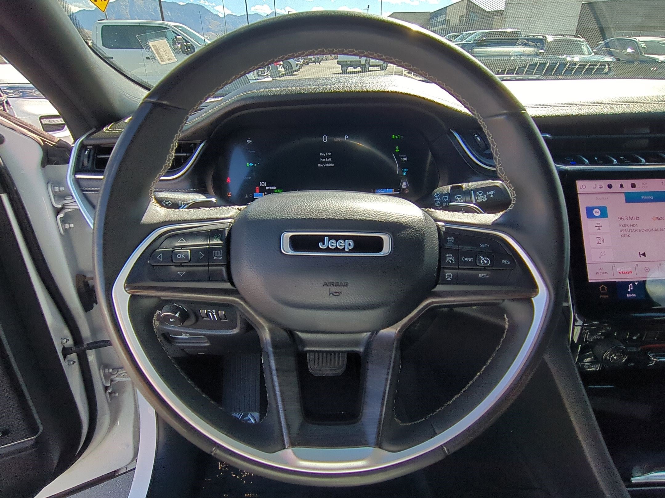 2024 Jeep Cherokee Limited 4xe photo 14