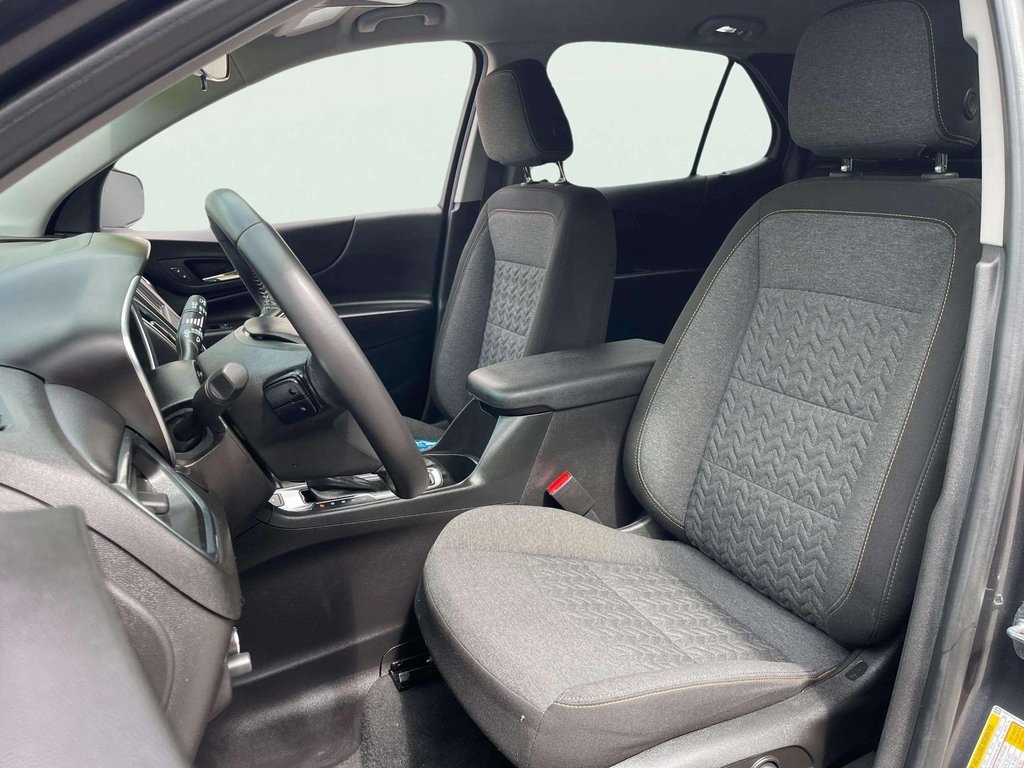 2022 Chevrolet Equinox LT photo 14