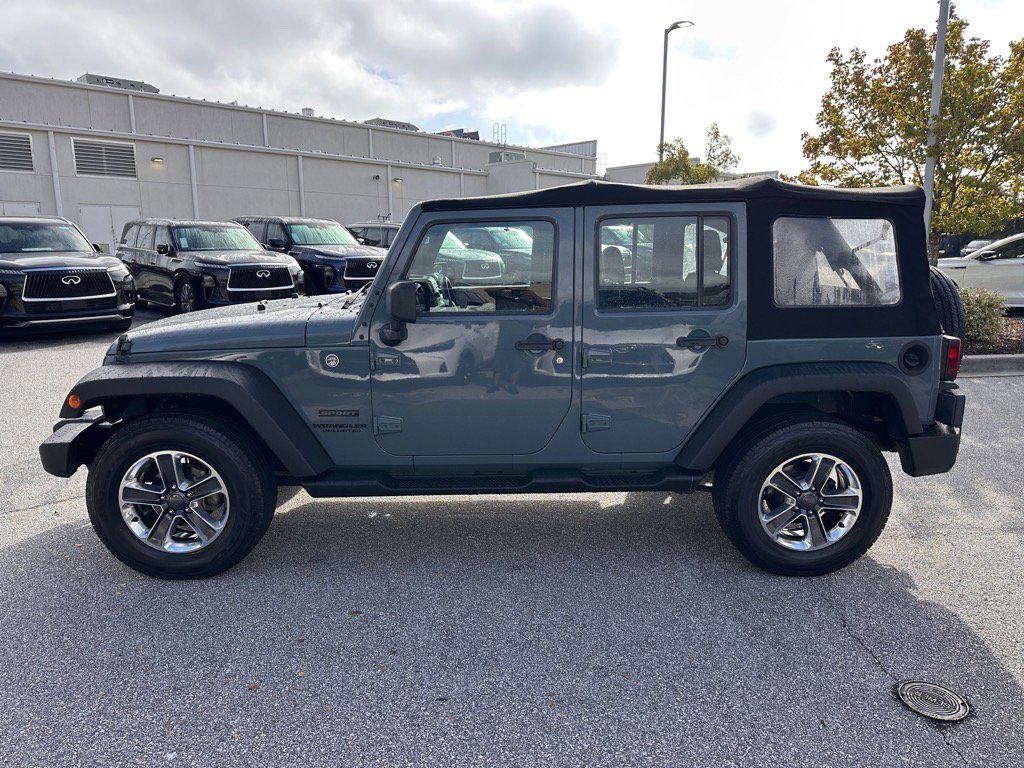2014 Jeep Wrangler Unlimited Sport photo 6