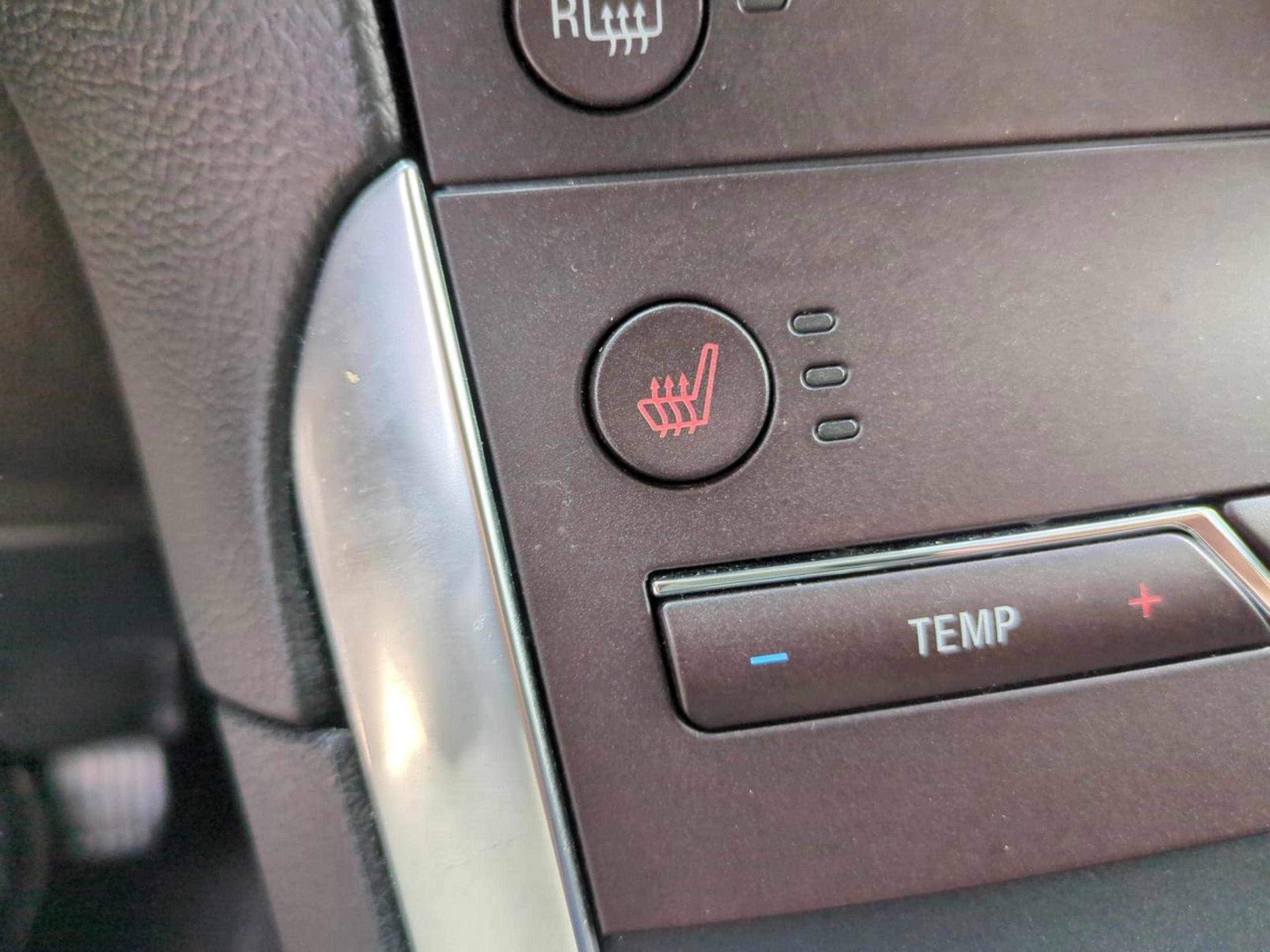 2020 Ford Edge Titanium photo 25