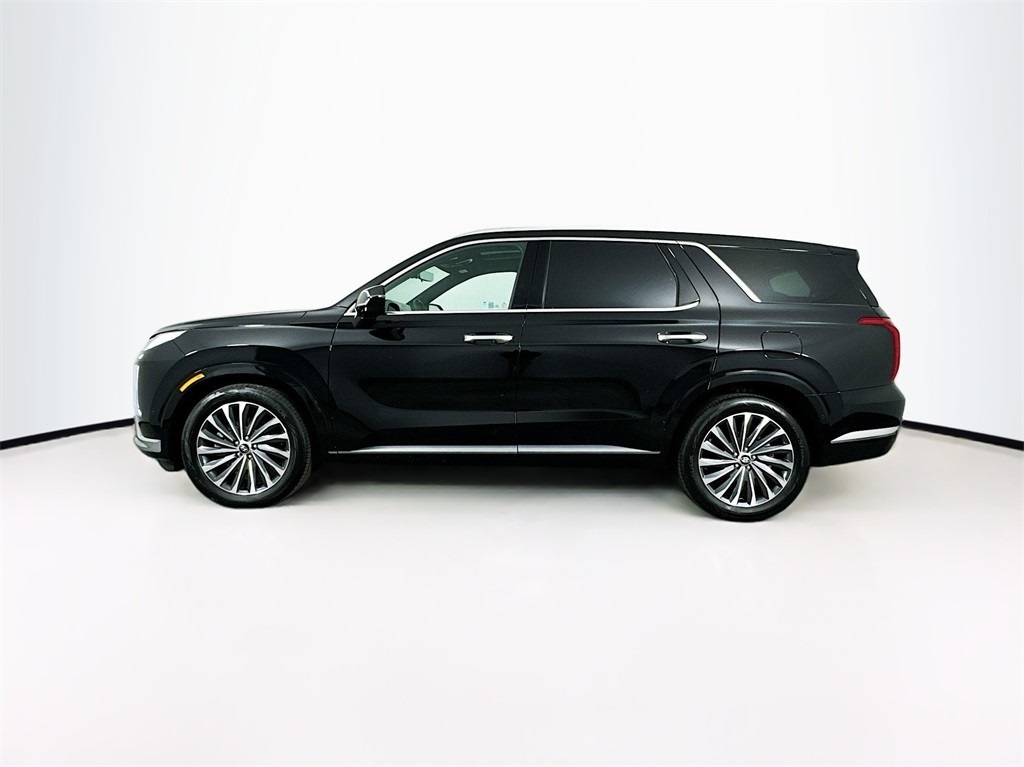 2024 Hyundai Palisade Calligraphy photo 3