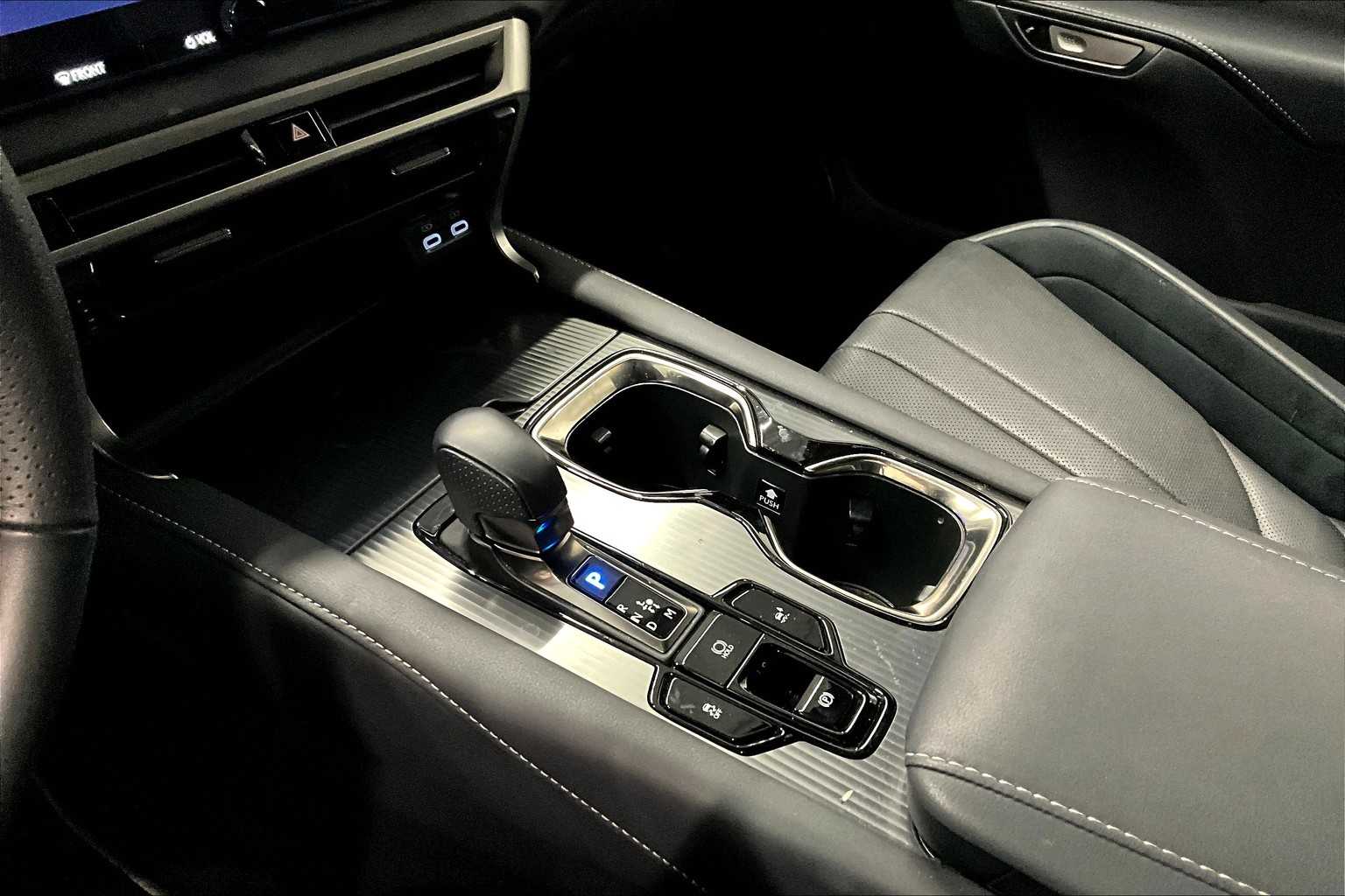 2024 Lexus RX F SPORT Performance photo 14