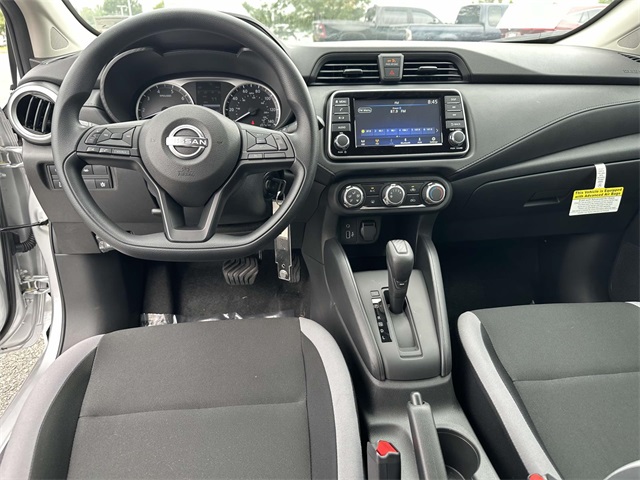 2025 Nissan Versa S photo 15