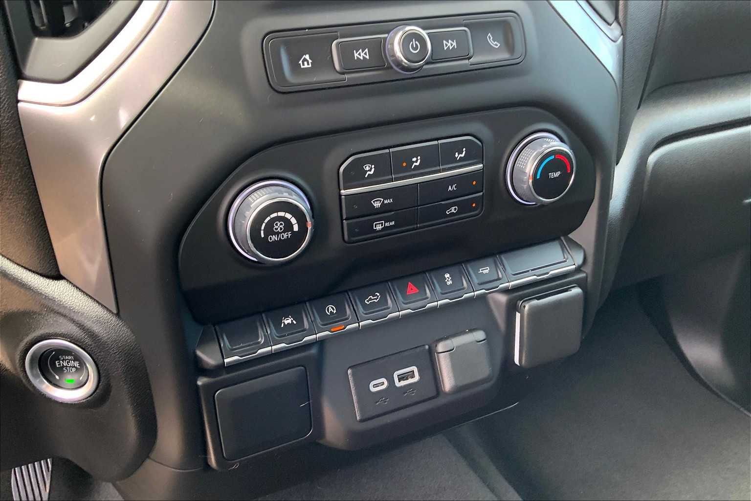 2025 Chevrolet Silverado 1500 Custom photo 62