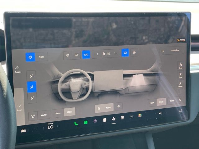 2024 Tesla Model X photo 13