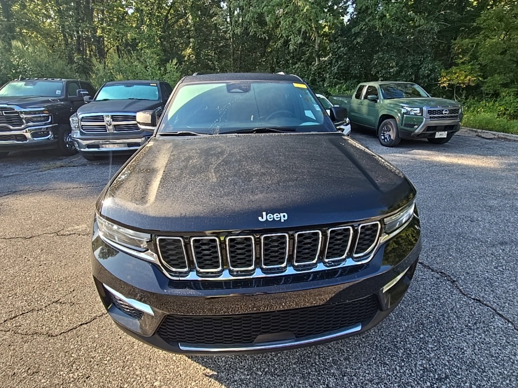 2024 Jeep Grand Cherokee Limited photo 10