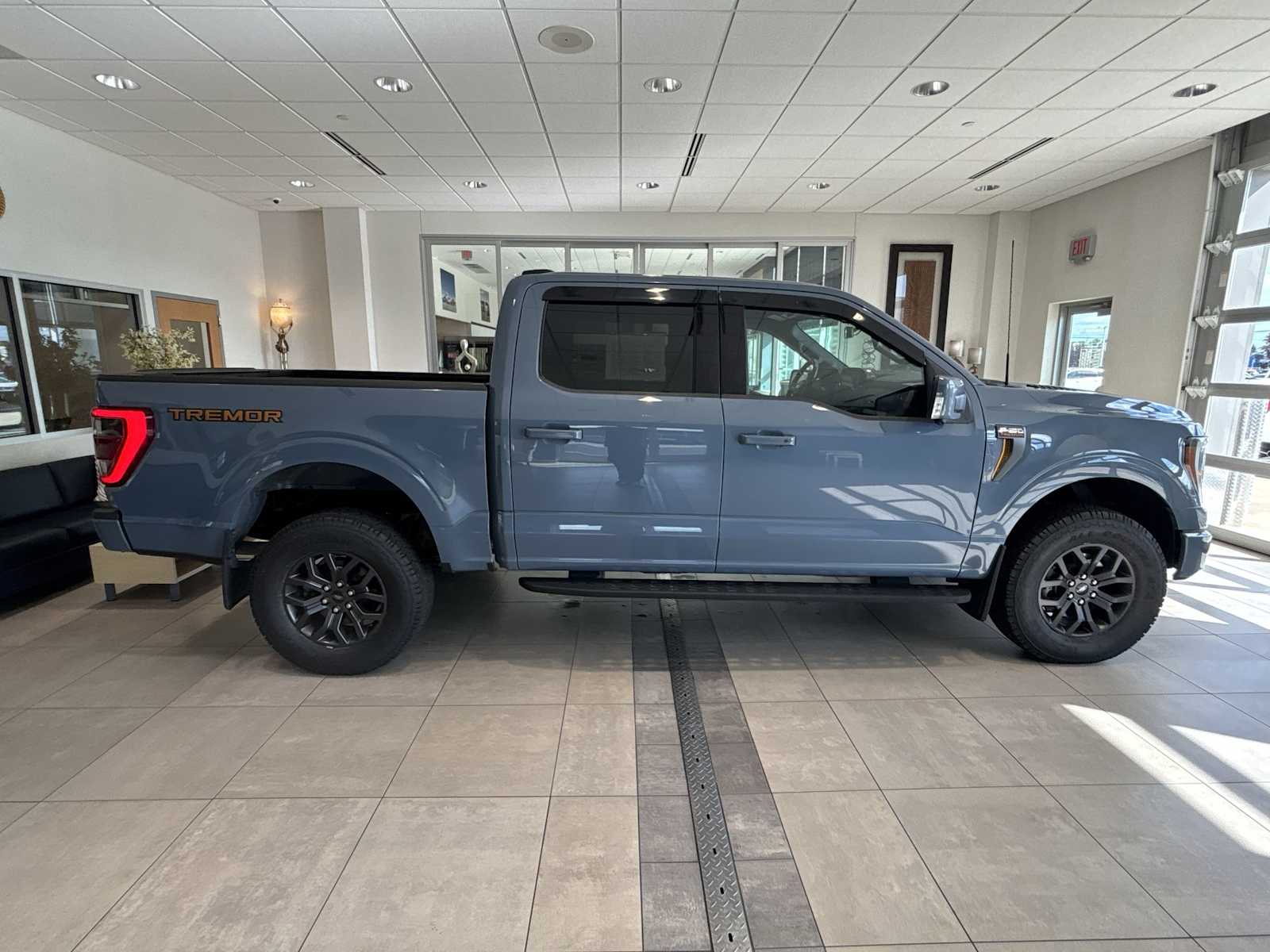 2023 Ford F-150 Tremor photo 3