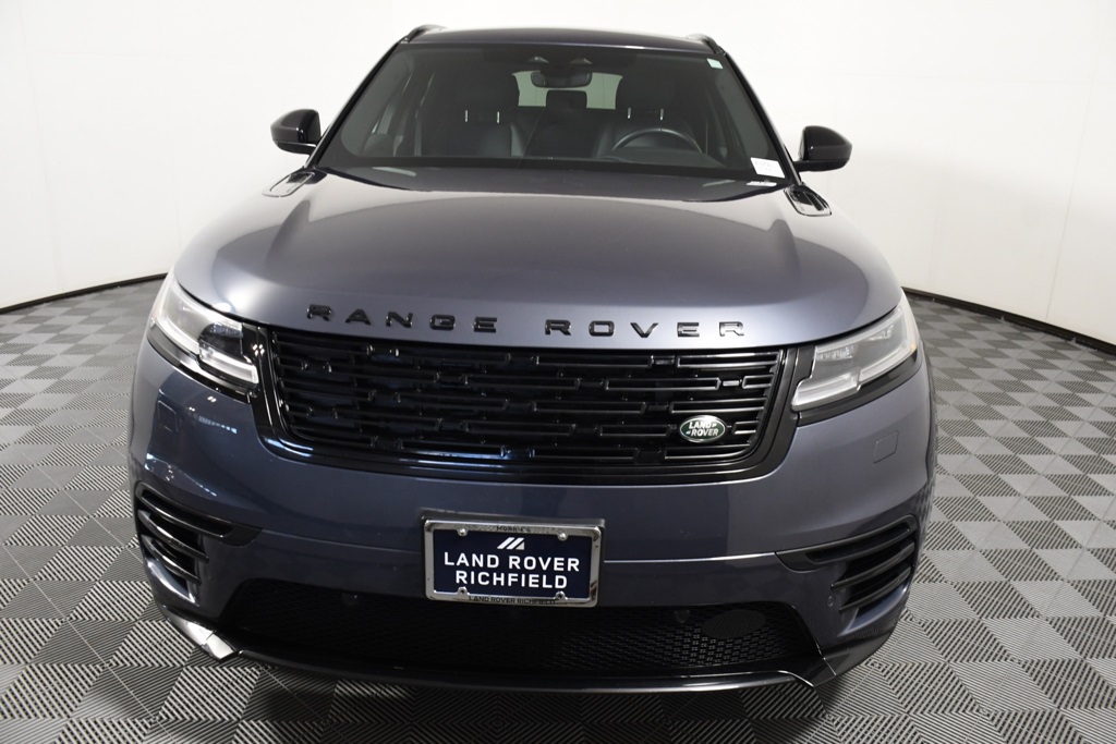 2025 Land Rover Range Rover Velar SE photo 8