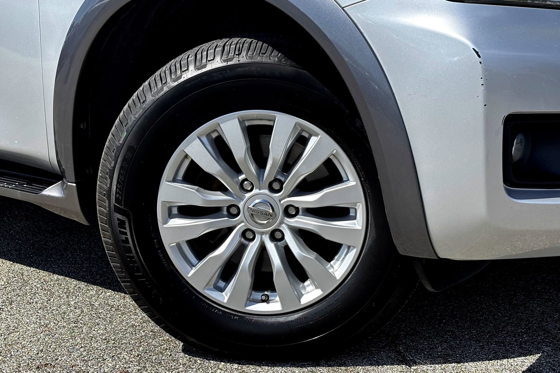 2017 Nissan Armada SV photo 2
