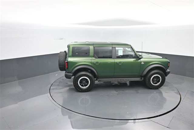 2025 Ford Bronco Outer Banks photo 24