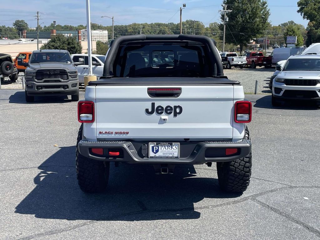 2021 Jeep Gladiator Sport photo 6