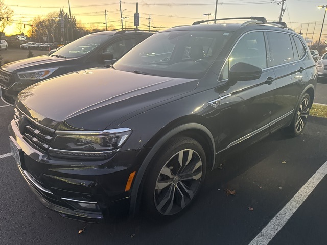2020 Volkswagen Tiguan SEL Premium R-Line's photo