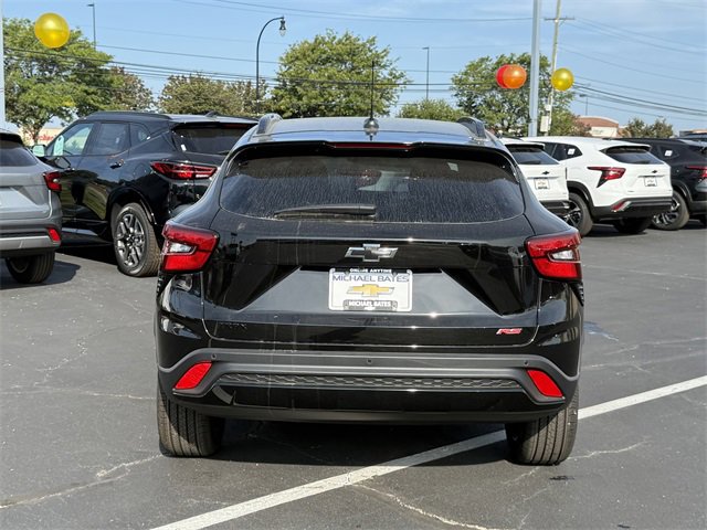2026 Chevrolet Trax photo 2