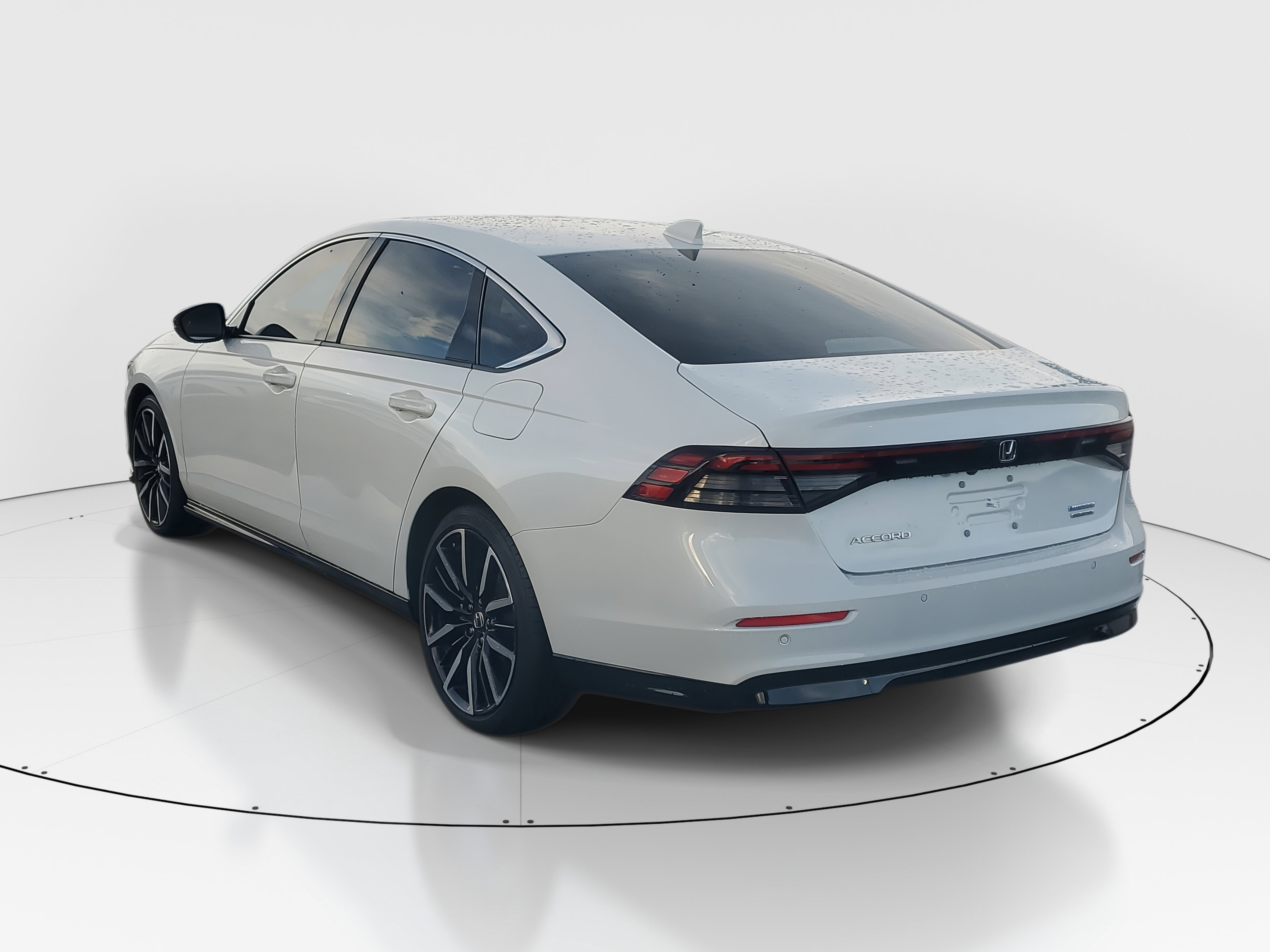2024 Honda Accord Hybrid Touring photo 5