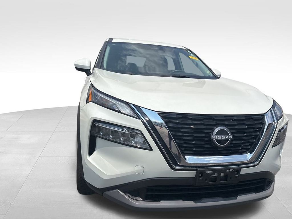 2023 Nissan Rogue SV photo 14