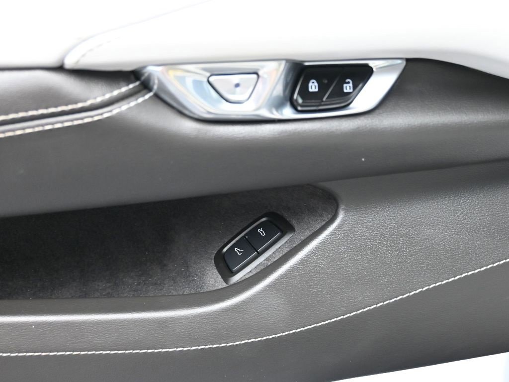 2023 Chevrolet Corvette Stingray 2LT photo 10