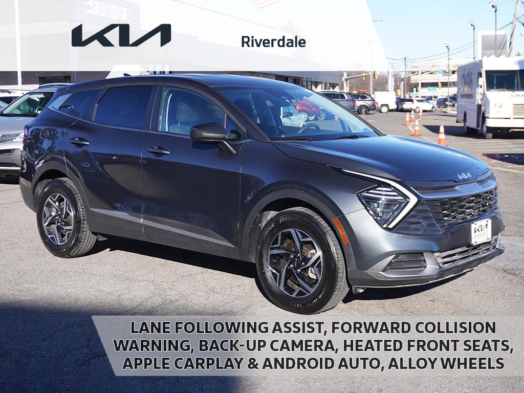 2025 Kia Sportage LX's photo