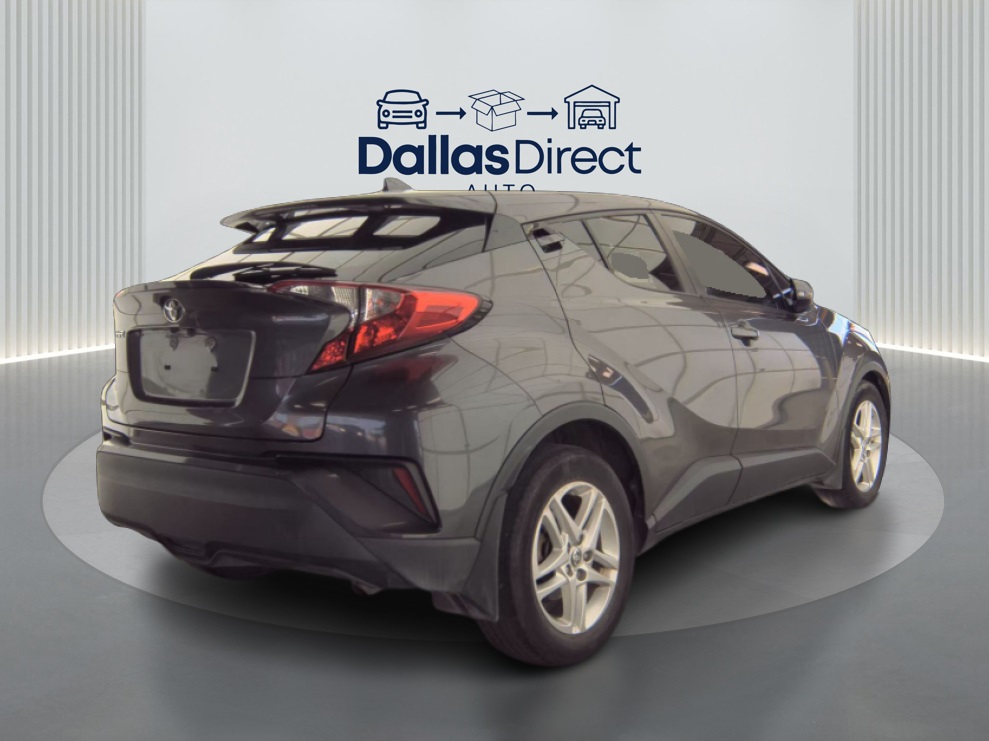 2021 Toyota C-HR LE photo 4