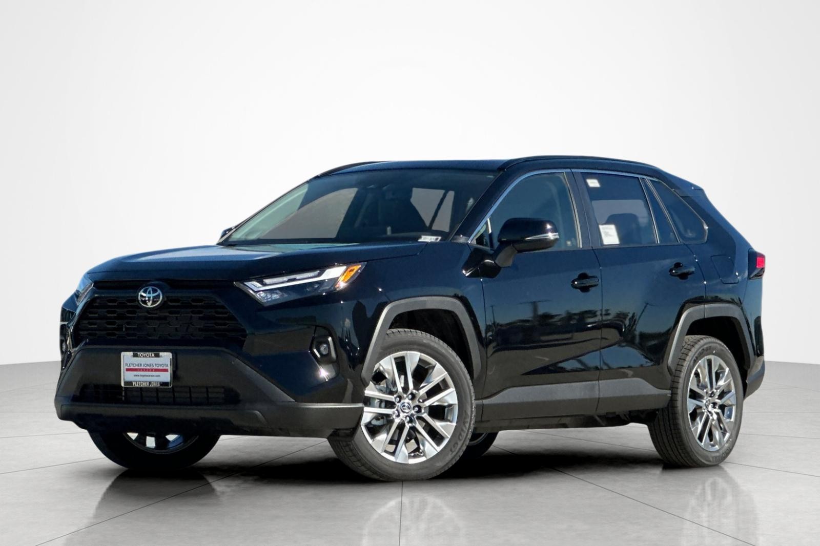 2025 Toyota RAV4 XLE Premium's photo