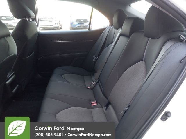 2021 Toyota Camry LE photo 22