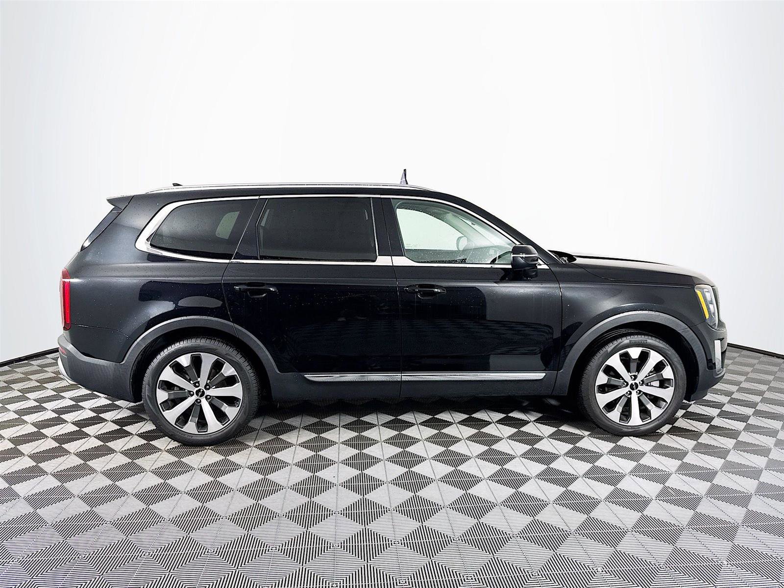 2022 Kia Telluride EX photo 6