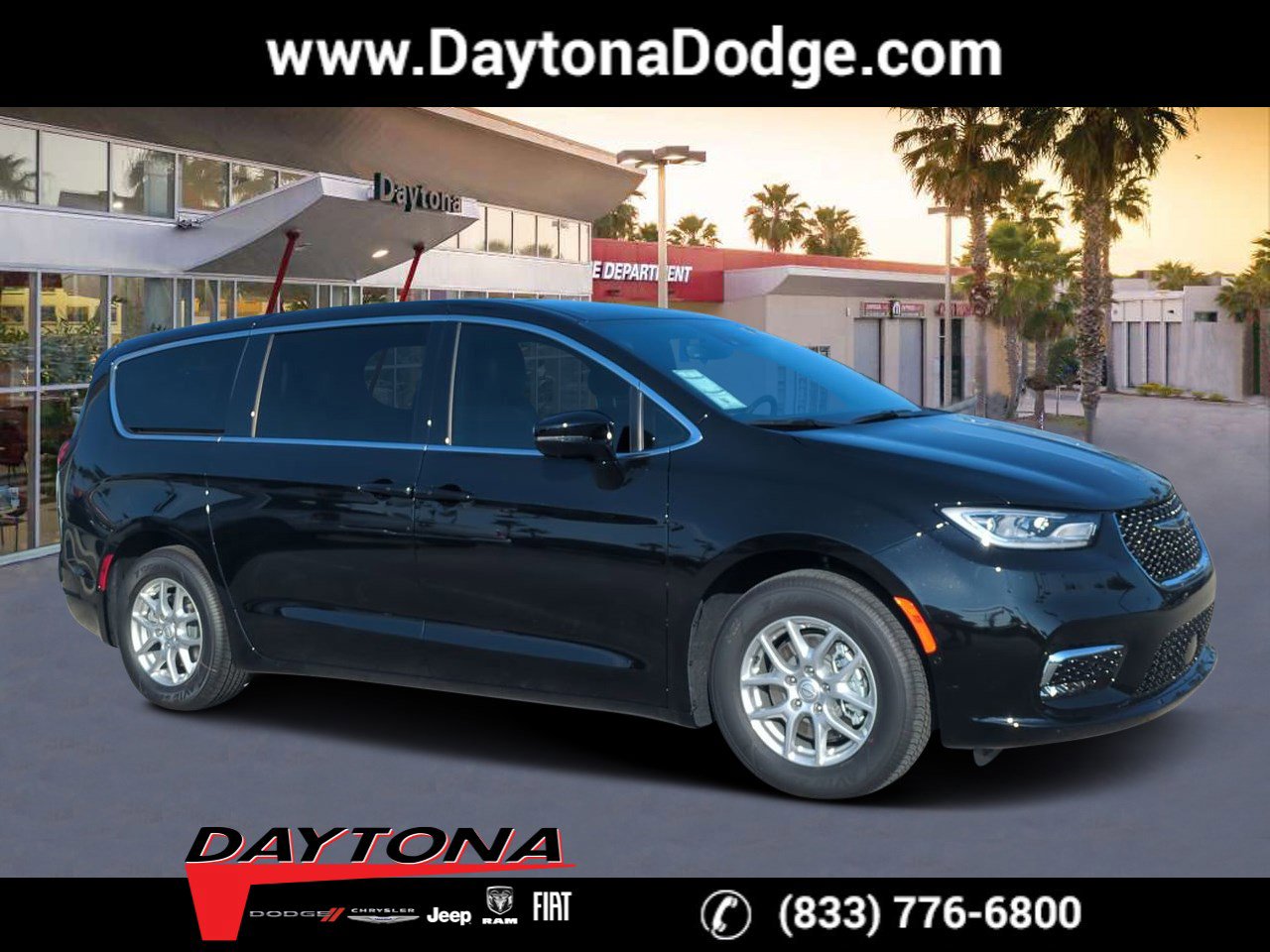 2026 Chrysler Pacifica Select's photo