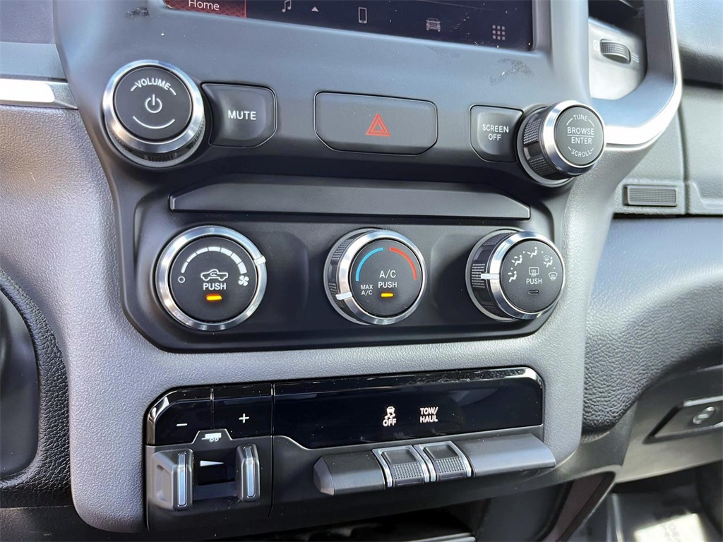 2024 Ram 2500 Big Horn photo 20