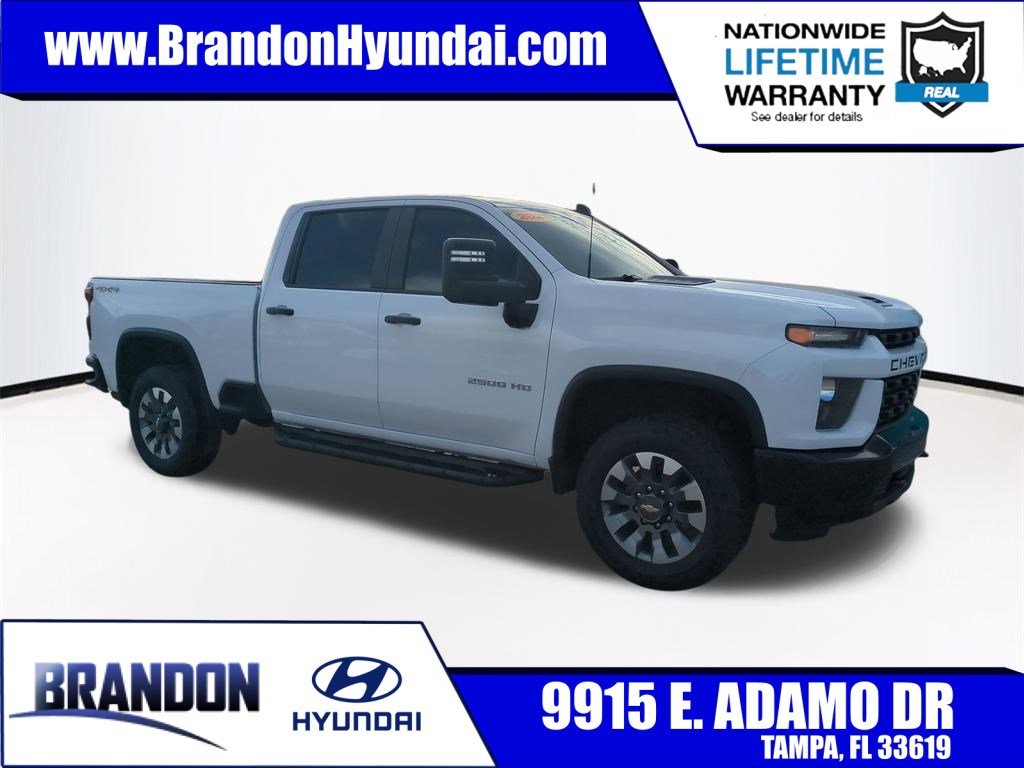 2021 Chevrolet Silverado HD Custom's photo