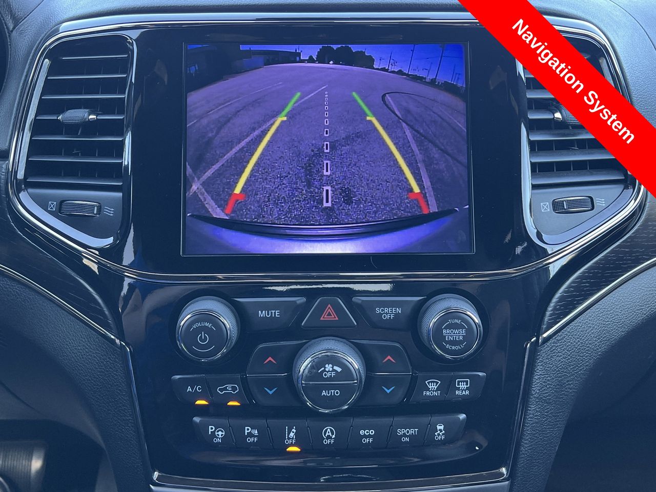 2021 Jeep Grand Cherokee Overland High Altitude photo 4