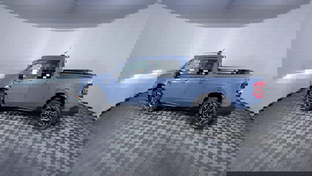 2025 Ford Maverick Lariat photo 6
