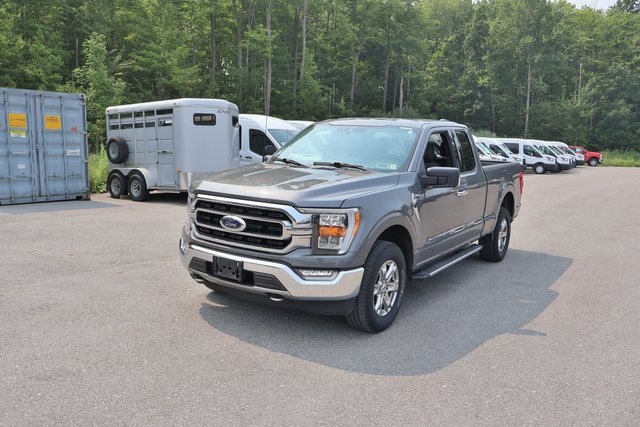 2021 Ford F-150 XLT photo 3
