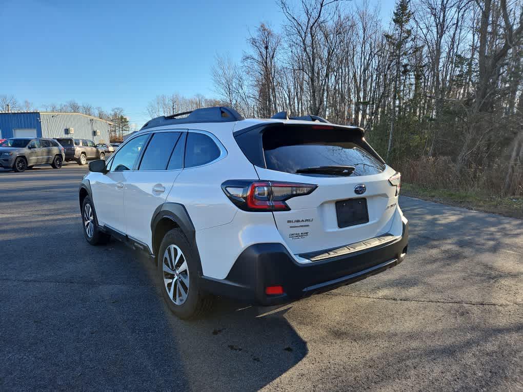 2024 Subaru Outback Premium photo 3