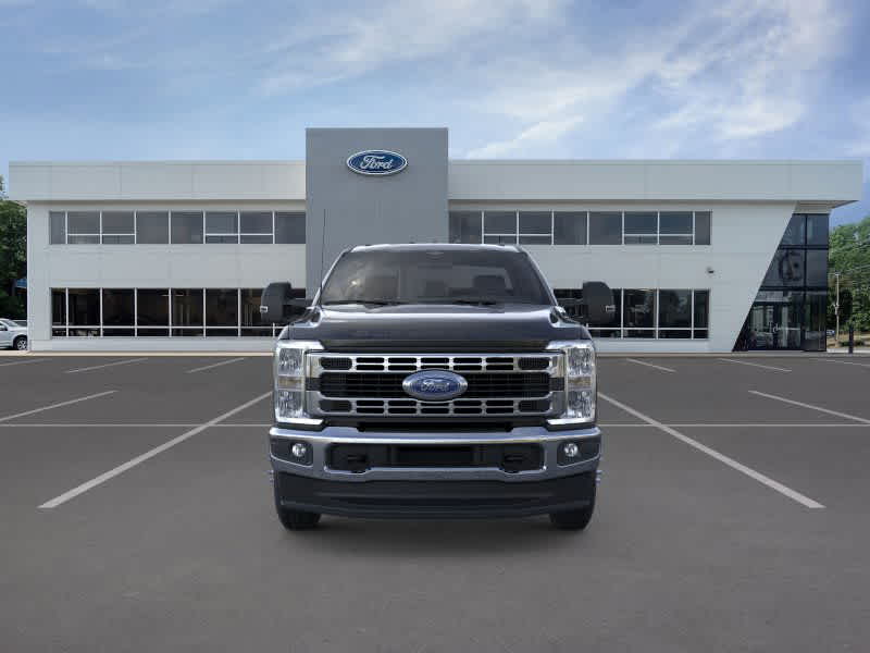 2025 Ford F-350 XL photo 5