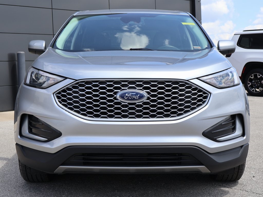2024 Ford Edge SEL photo 7