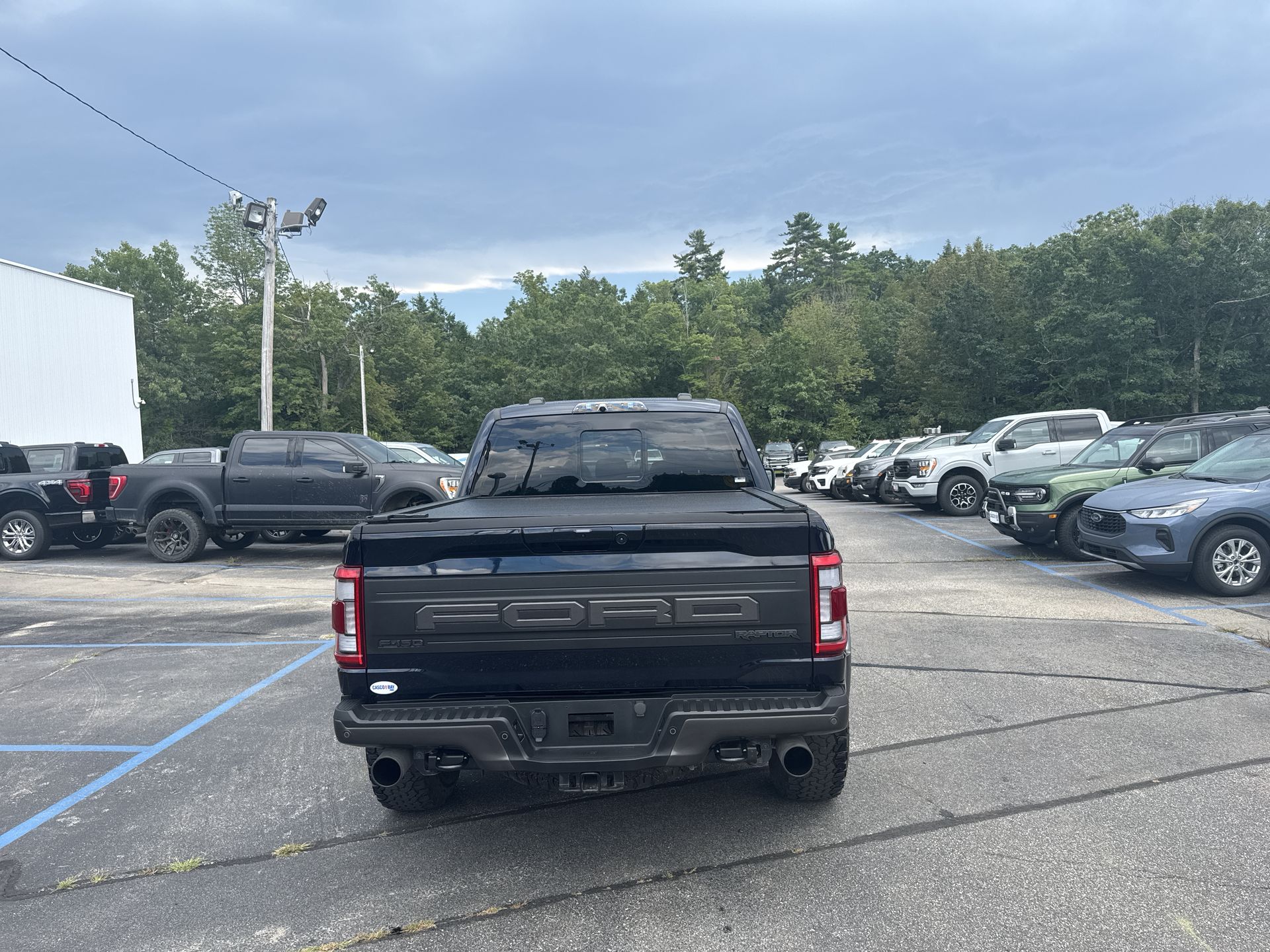 2023 Ford F-150 Raptor photo 2