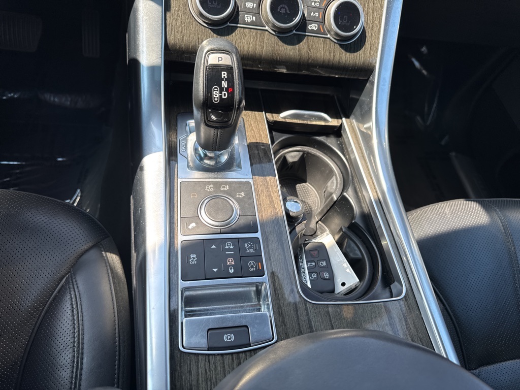 2016 Land Rover Range Rover Sport SuperCharged HSE photo 28