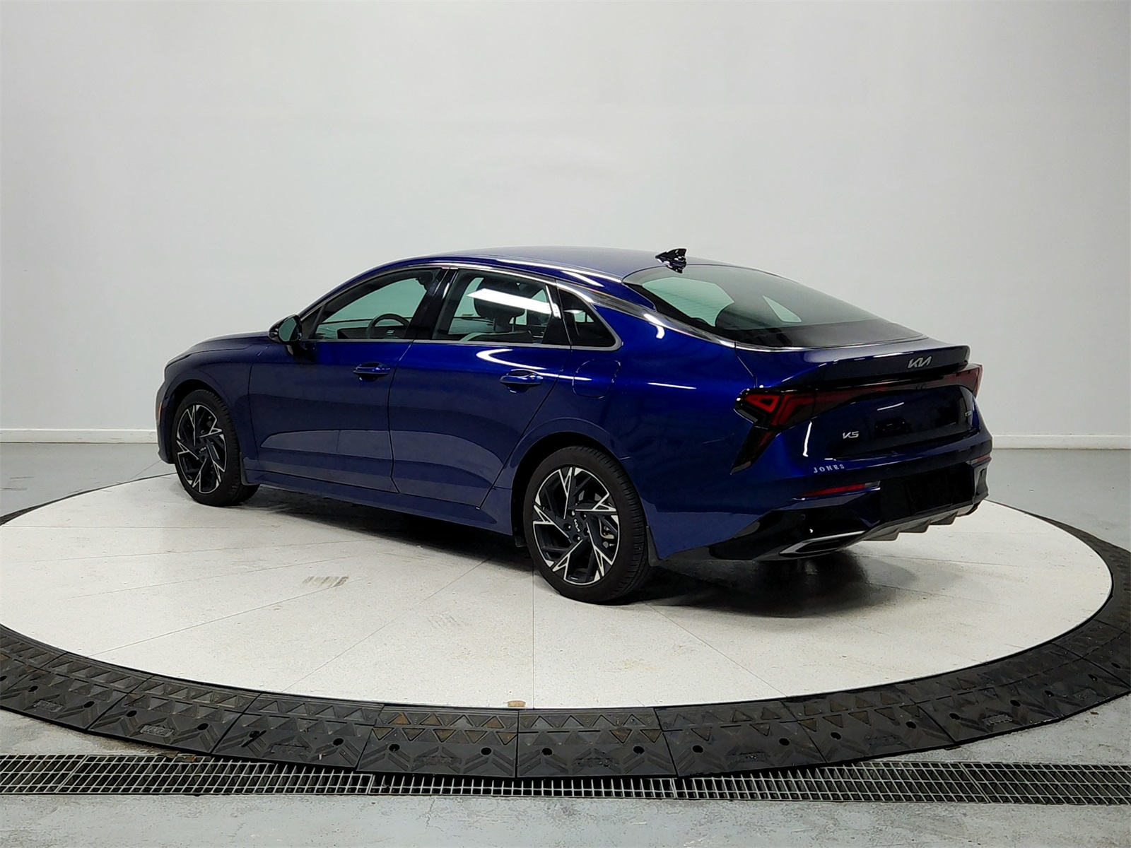 2025 Kia K5 GT-Line photo 5