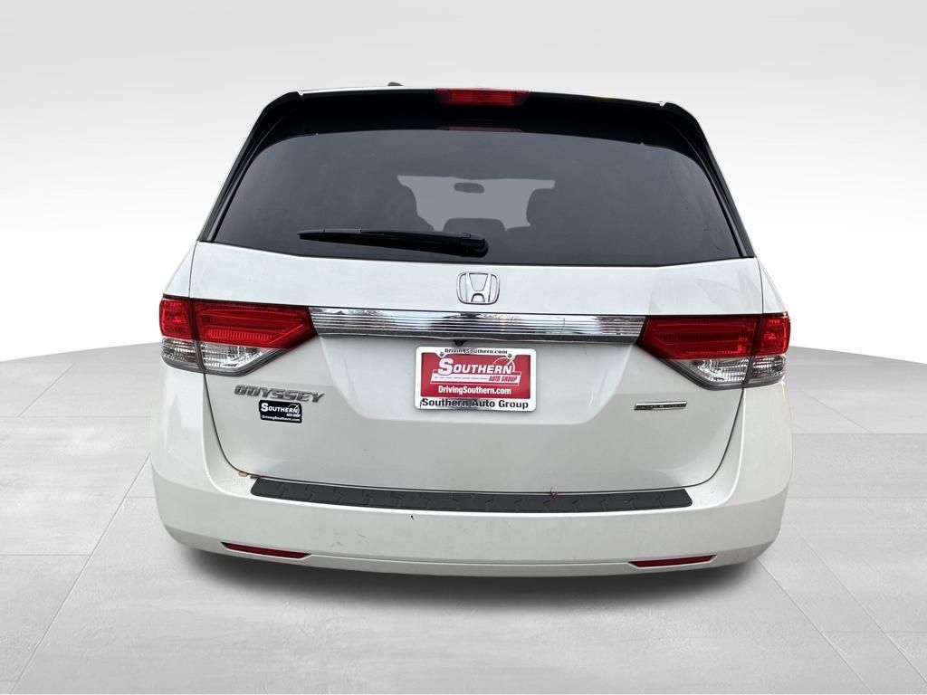 2016 Honda Odyssey SE photo 4