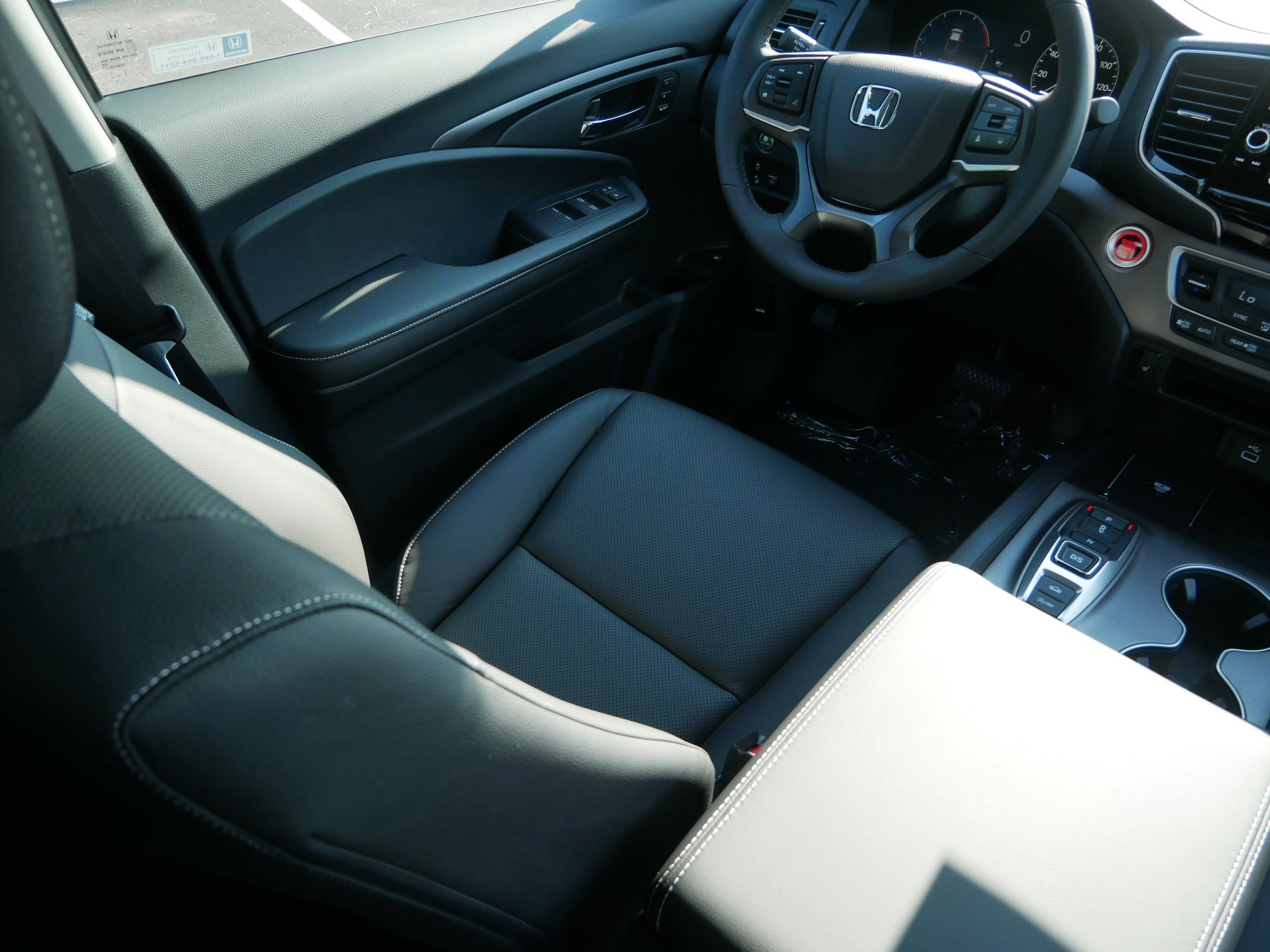 2025 Honda Ridgeline RTL photo 9