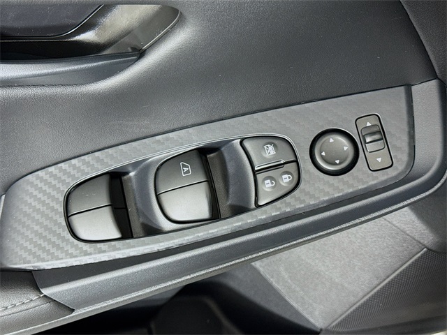 2025 Nissan Sentra S photo 9