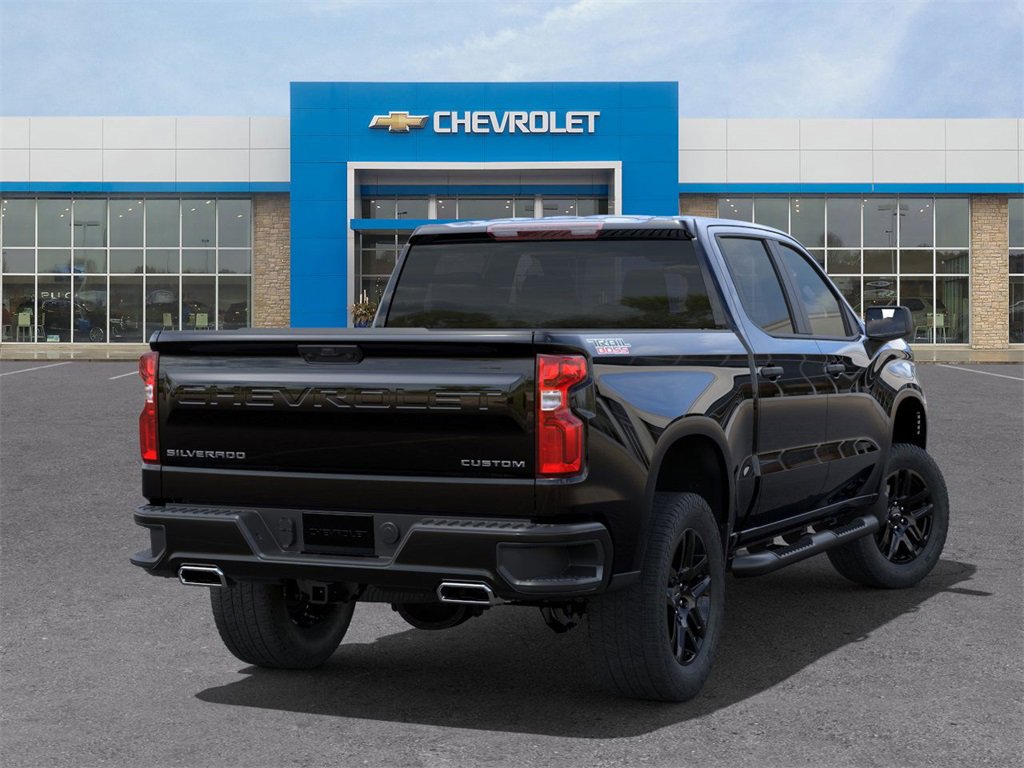 2025 Chevrolet Silverado 1500 Custom Trail Boss photo 4