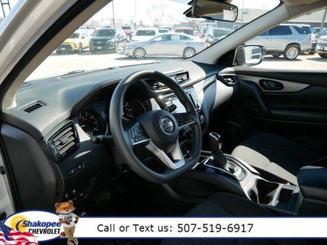 2021 Nissan Rogue Sport S photo 7
