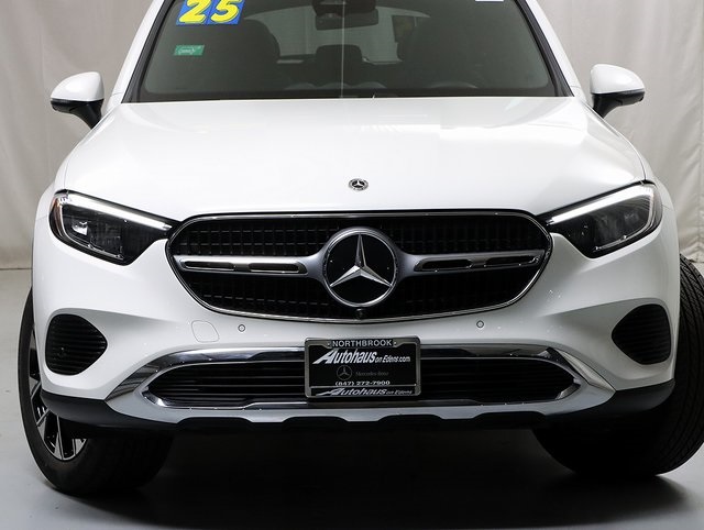 2025 Mercedes Benz GLC 350e 4MATIC photo 4