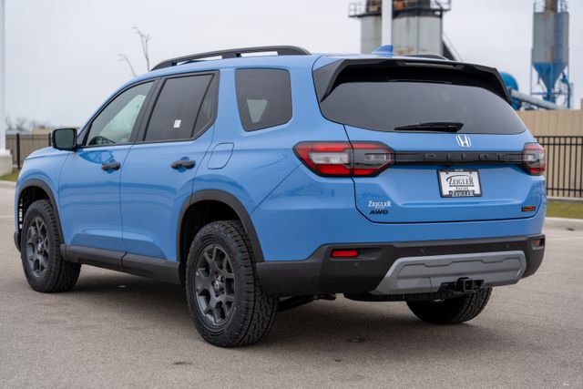 2025 Honda Pilot TrailSport photo 5
